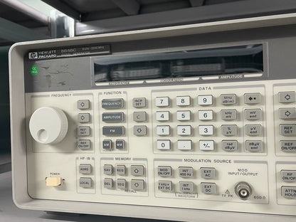 KEYSIGHT HP AGILENT 8648C Signal Generator 9kHz-3.2GHz