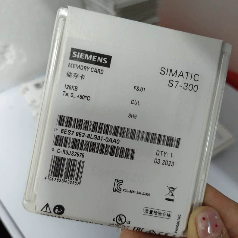 Used Siemens 6ES7953-8LG31-0AA0 Memory Card Module
