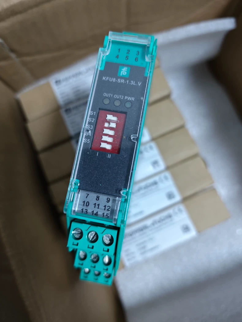 Used Beckhoff KFU8-SR-1.3L.V Coupler Module