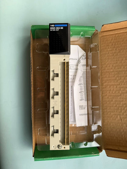 Used Schneider 140DDO35300C Digital Output Module