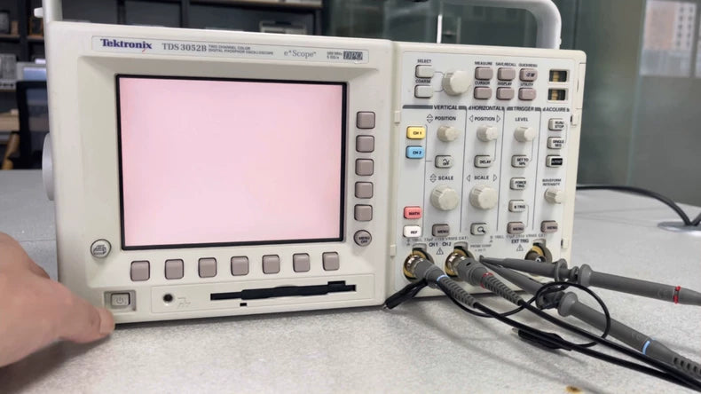 Used Tektronix TDS 3052B 500 MHz Digital Oscilloscope