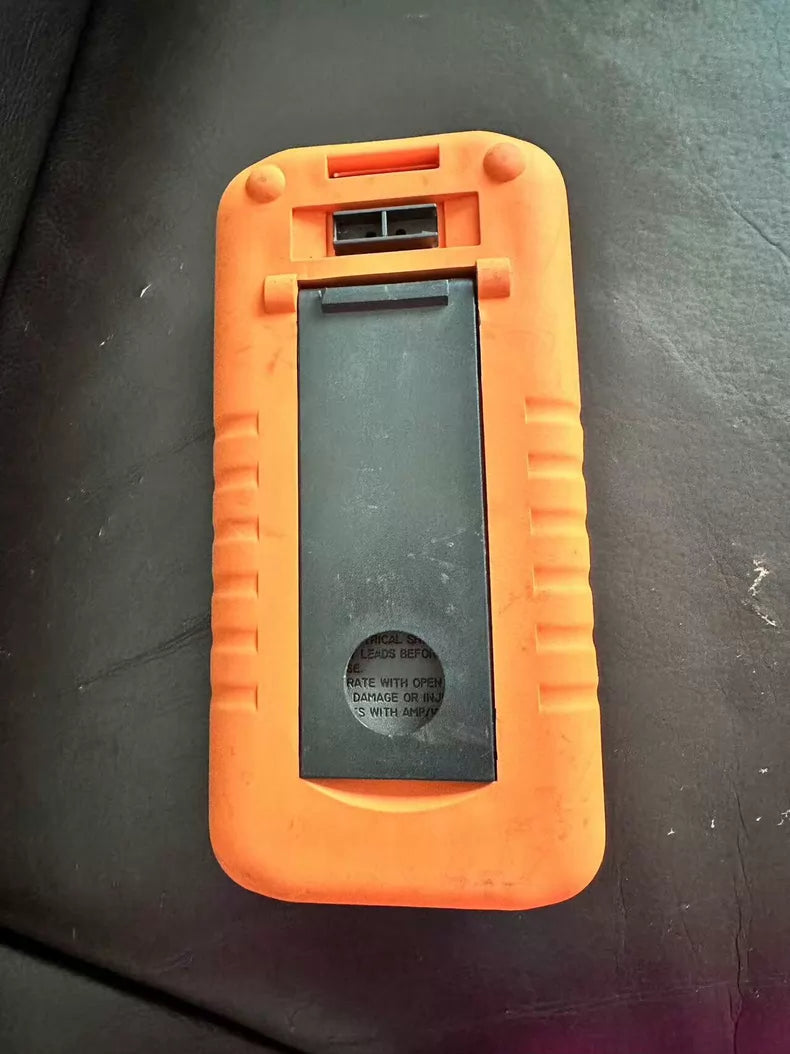 Agilent U1401B Handheld Multi-function Calibrator