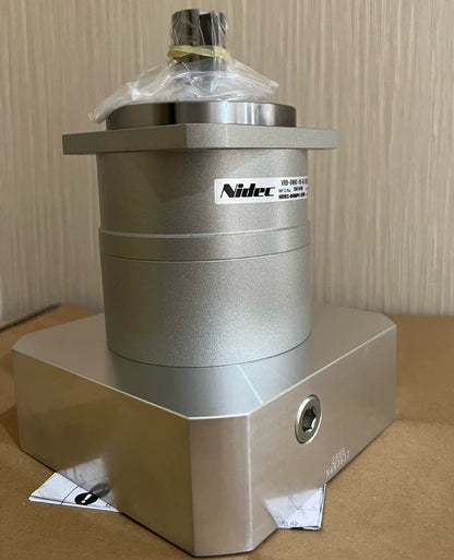 Used SHIMPO VRB-090C-10-K3-28HA22 Gear Motor
