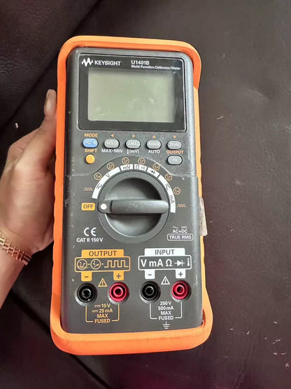 Agilent U1401B Handheld Multi-function Calibrator