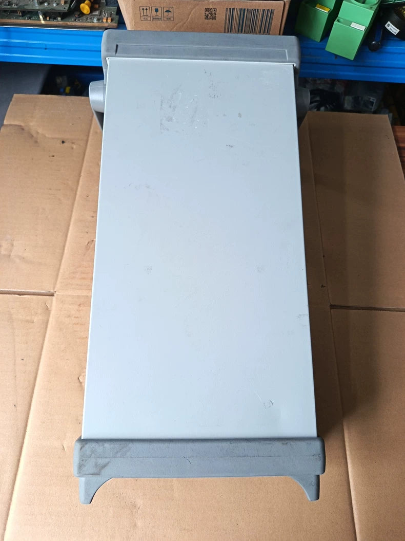 Keysight B2902A 100fA/210V Precision Source Measure Unit