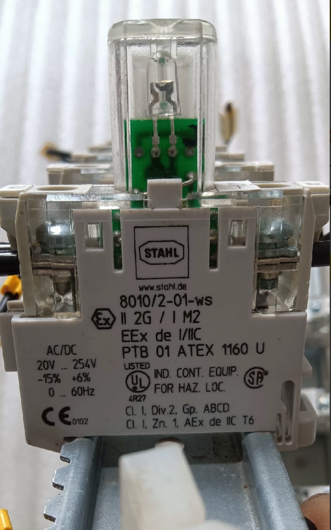 USED STAHL 8010/2-01-WS Explosion-Proof LED Indicator