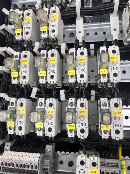 USED STAHL 8010/2-01-WS Explosion-Proof LED Indicator
