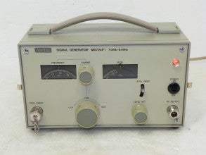 Anritsu MG724F RF Signal Generator (Used)