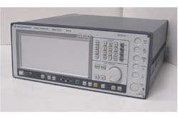 Rohde & Schwarz SMIQ06L RF Signal Generator (Used)