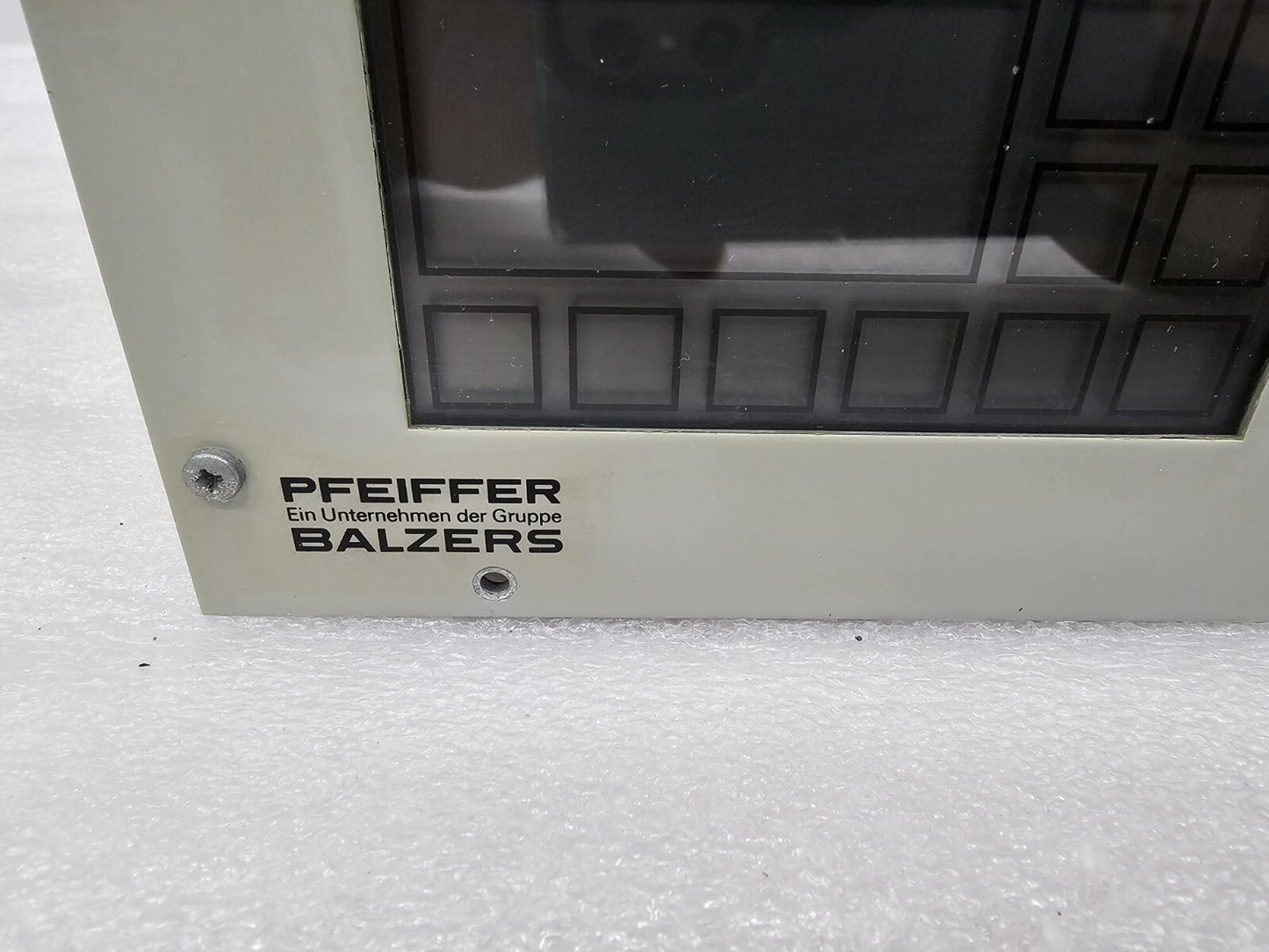 Pfeiffer Balzers TCP380 Turbo Pump Controller