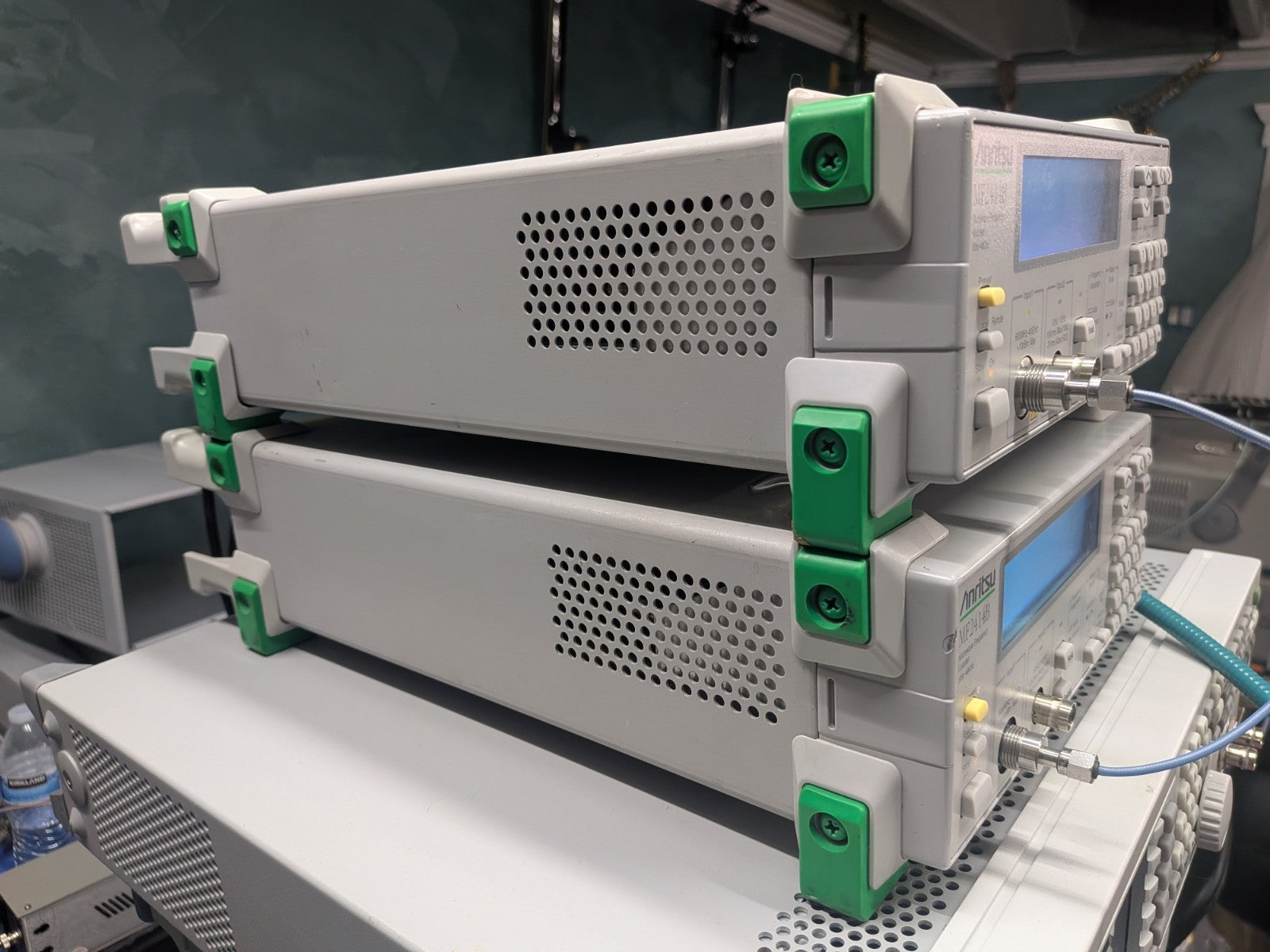 Anritsu MF2414B 10Hz-45 GHz Microwave Frequency Counter