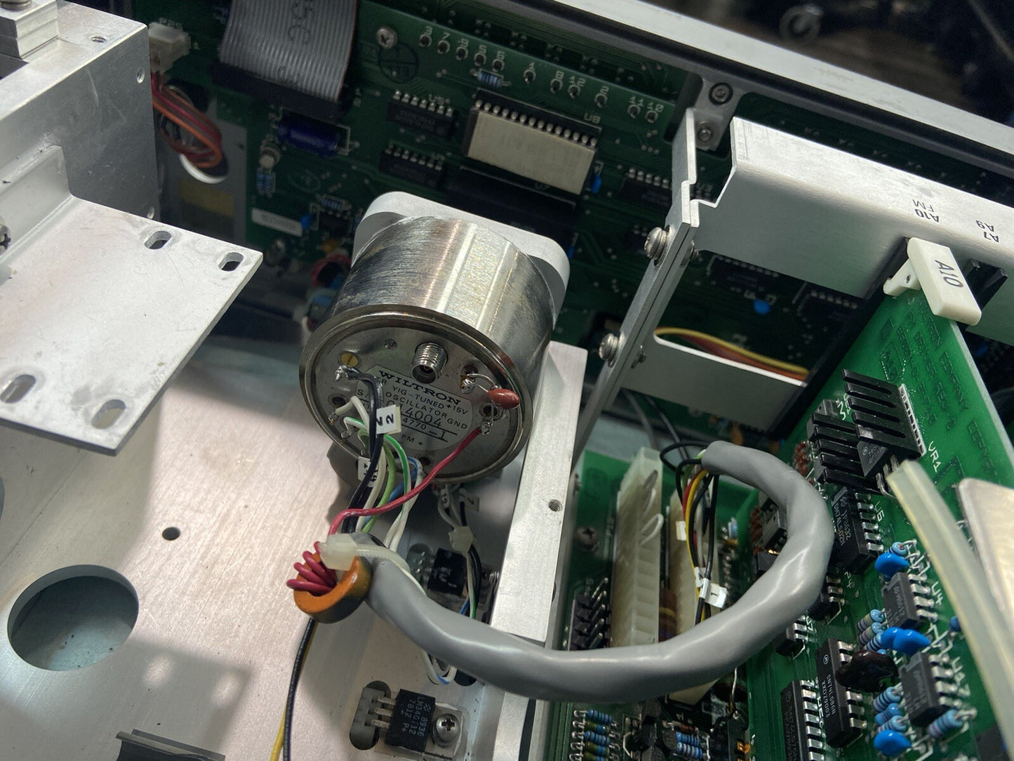 Wiltron Anritsu 6640B-10 Sweep Generator 26.5-40 GHz