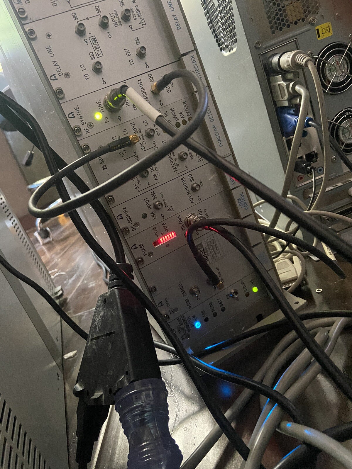 Aeroflex PN9500 Phase Noise Analyzer Allan Dev 26.5GHz