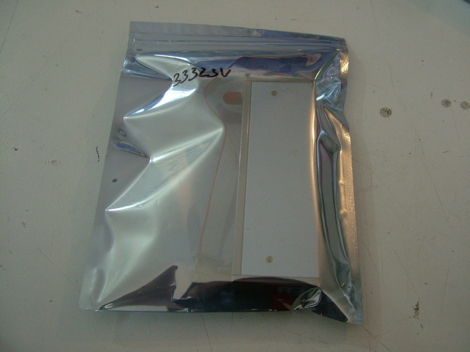 Agilent 33323V Attenuator 18GHz SMA