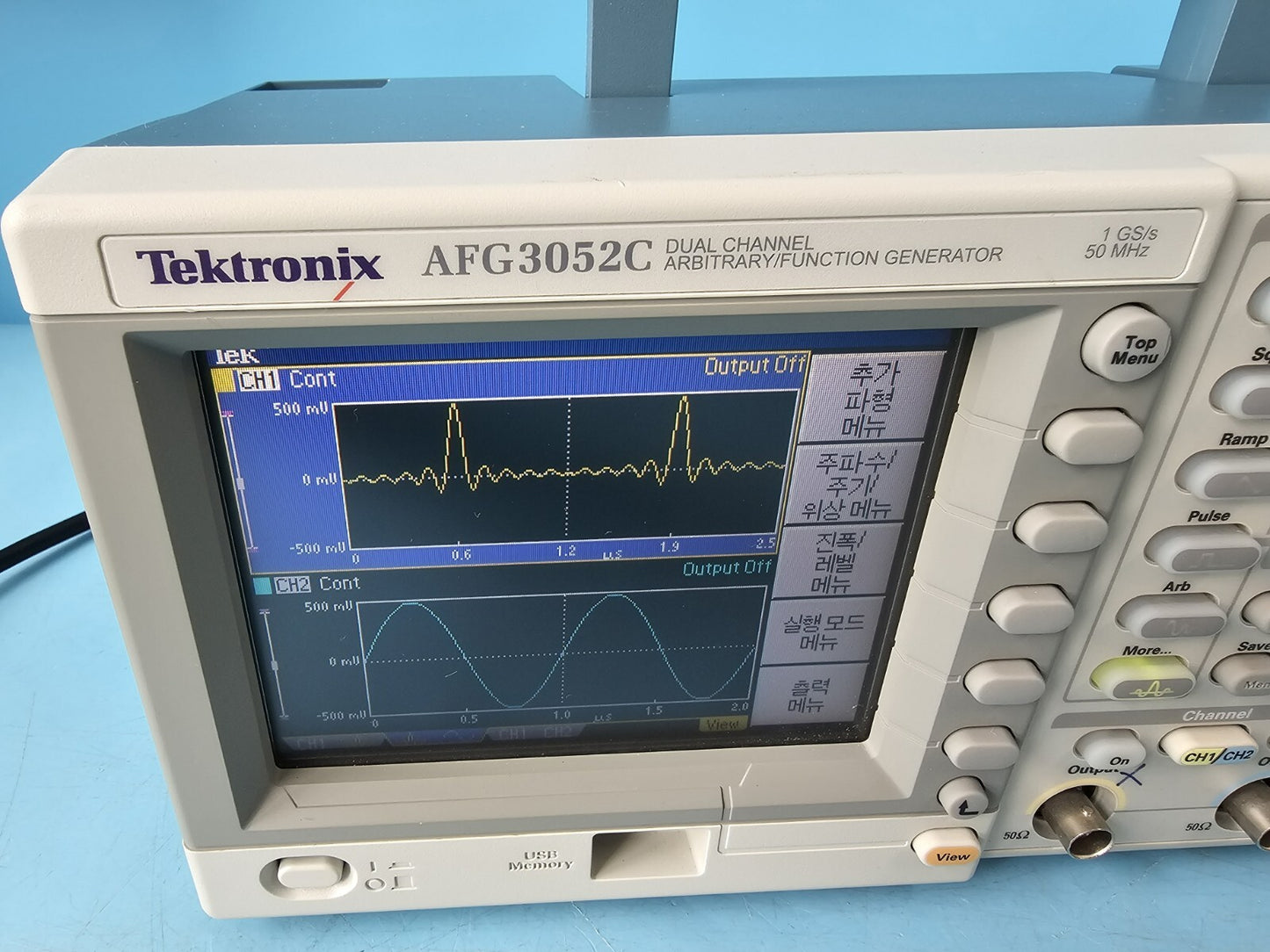 Tektronix AFG3052C 2-Channel Function Generator