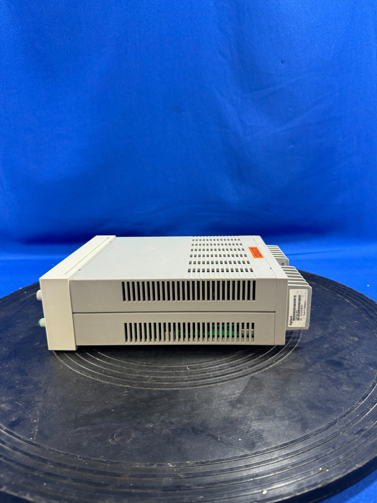 Hewlett Packard HP E3610A DC Power Supply
