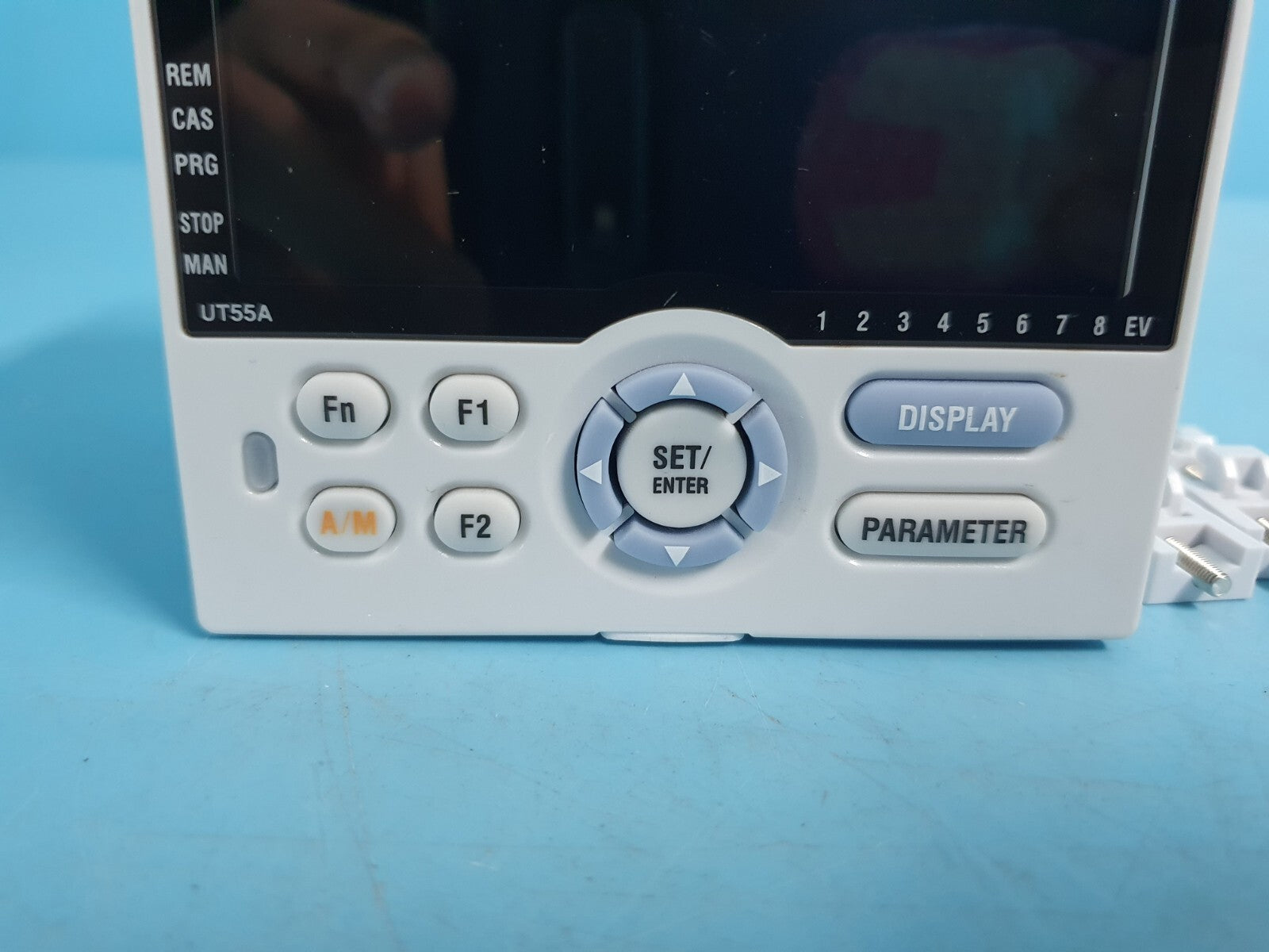 YOKOGAWA UT55A Controller S2 R1 Style