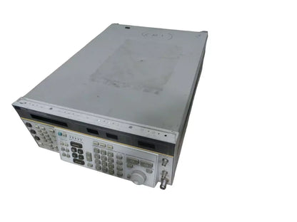 Agilent 8663A 9kHz-1.3GHz Synthesized RF Signal Generator