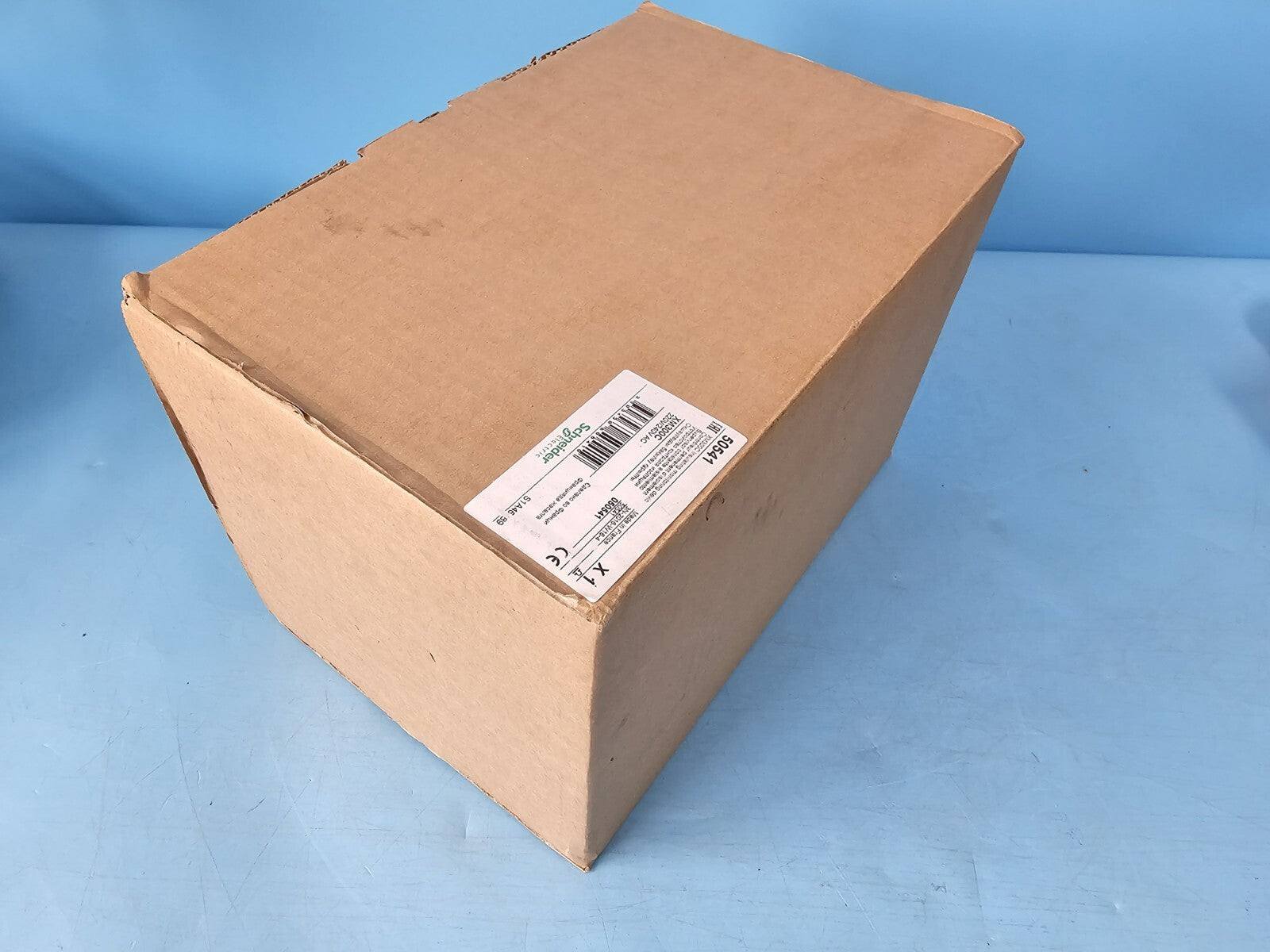 New Schneider XM300C 50541 Vigilohm Insulation Monitor