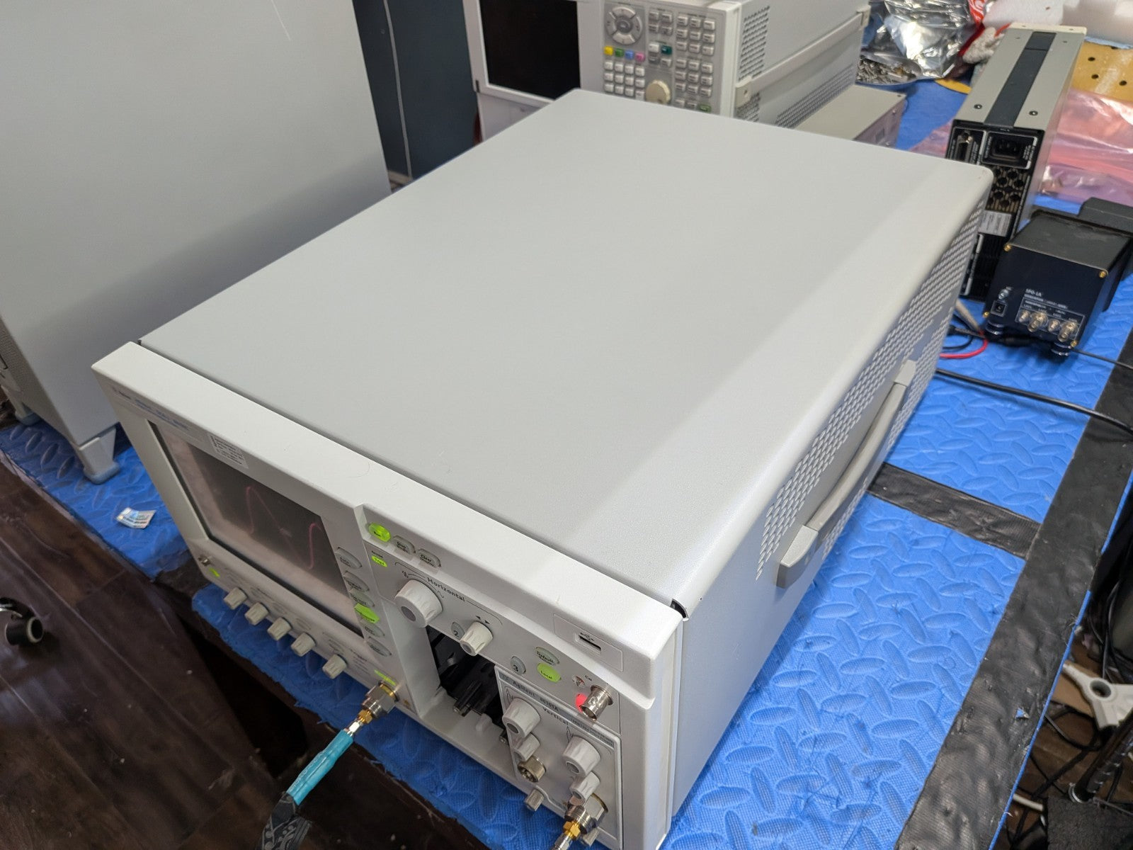 Agilent 86100C Infinium DCA-J Mainframe