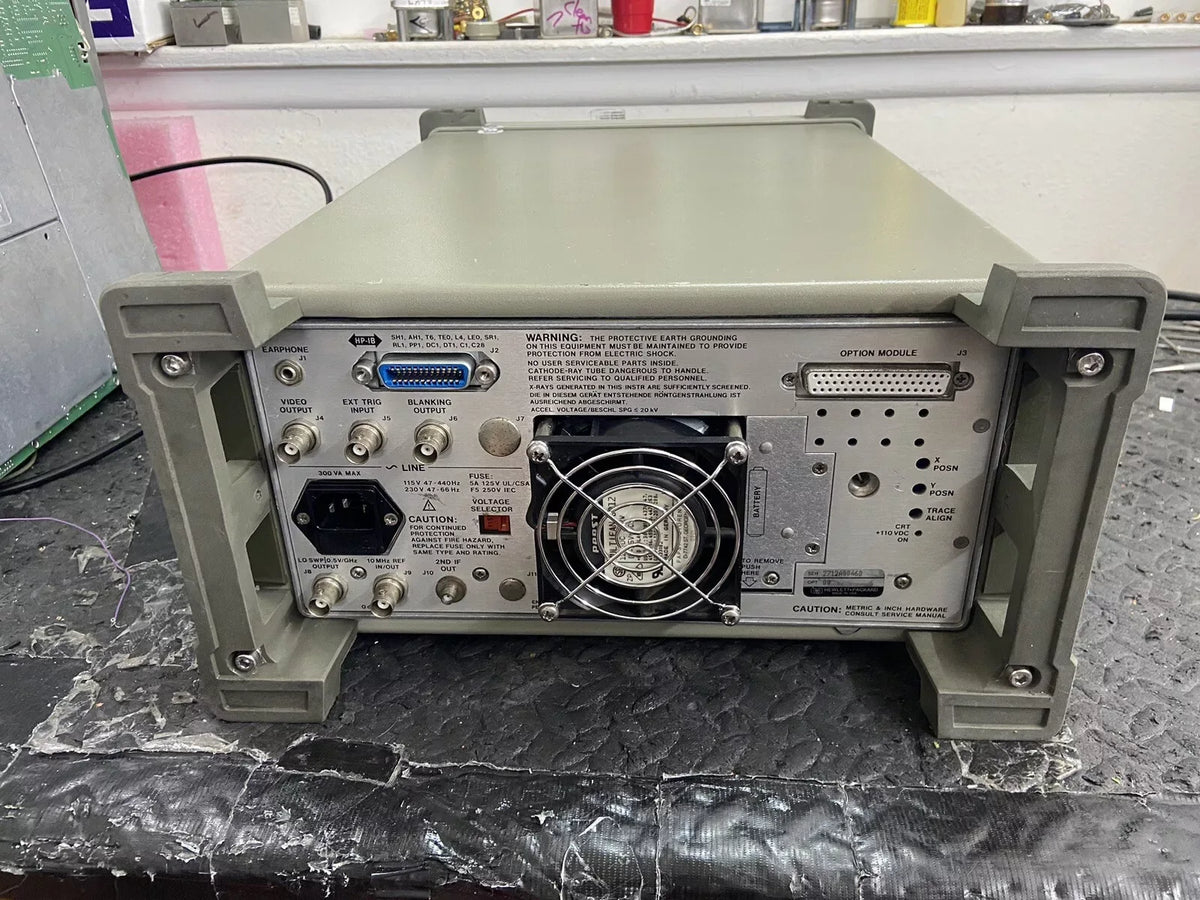 Agilent 8560E Spectrum Analyzer Tracking Generator