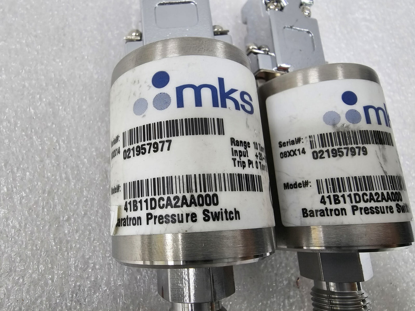 MKS 41B11DCA2AA000 Baratron Pressure Switch 10 Torr