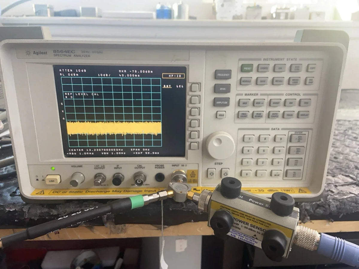 HP Agilent 8564EC 40GHz Spectrum Analyzer