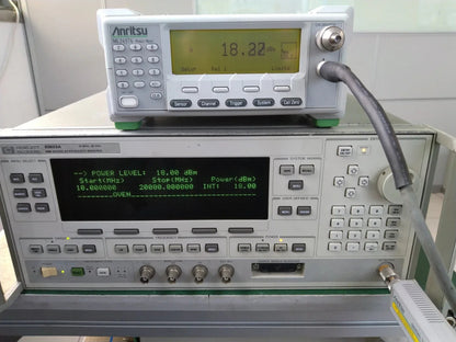 Agilent 83623A 10MHz-20GHz Synthesized Sweep Signal Generator