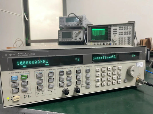 Agilent 83752A 20GHz Synthesized Signal Generator