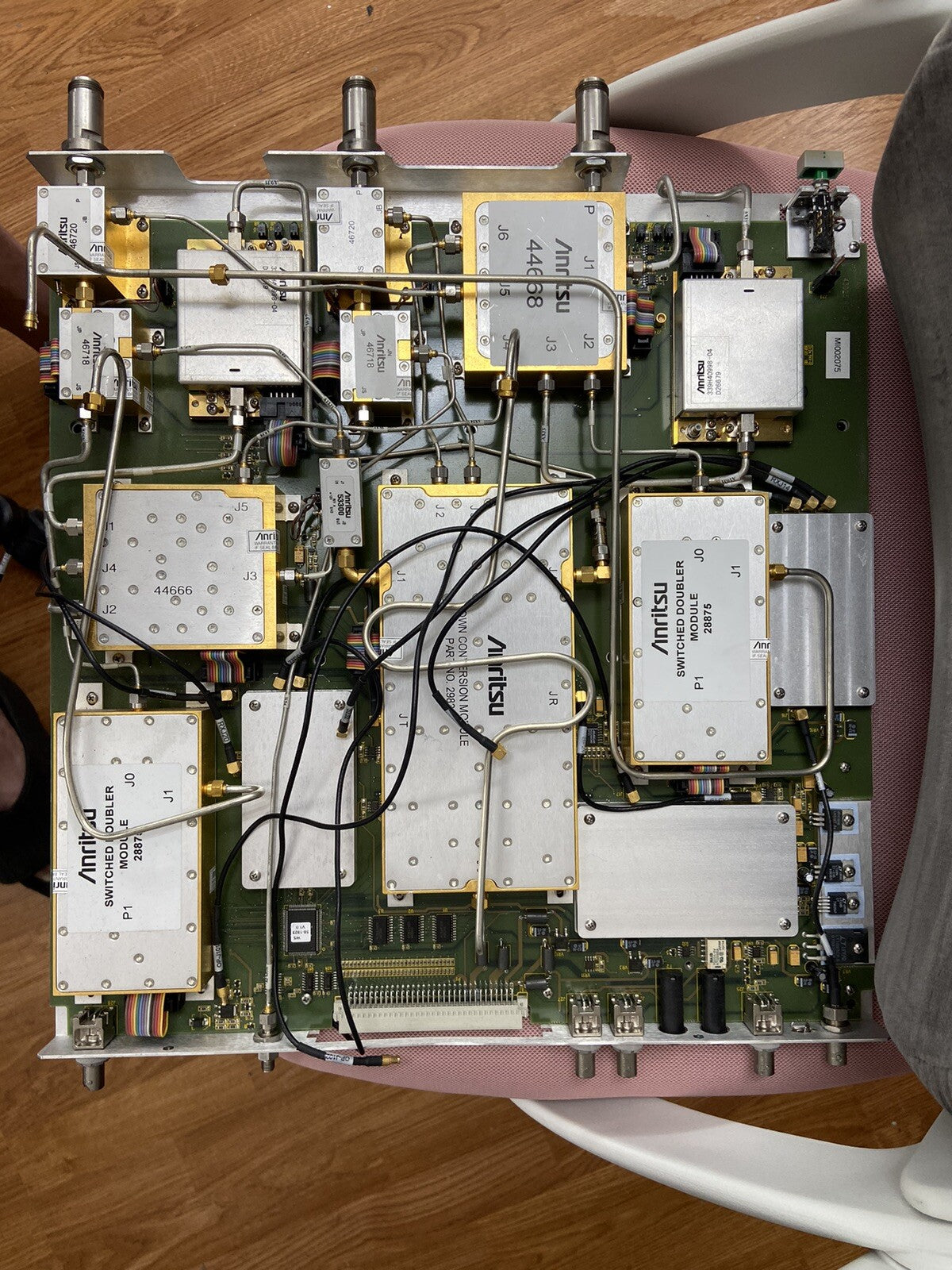 Anritsu Wiltron Scorpion VNA 6 GHz RF Deck