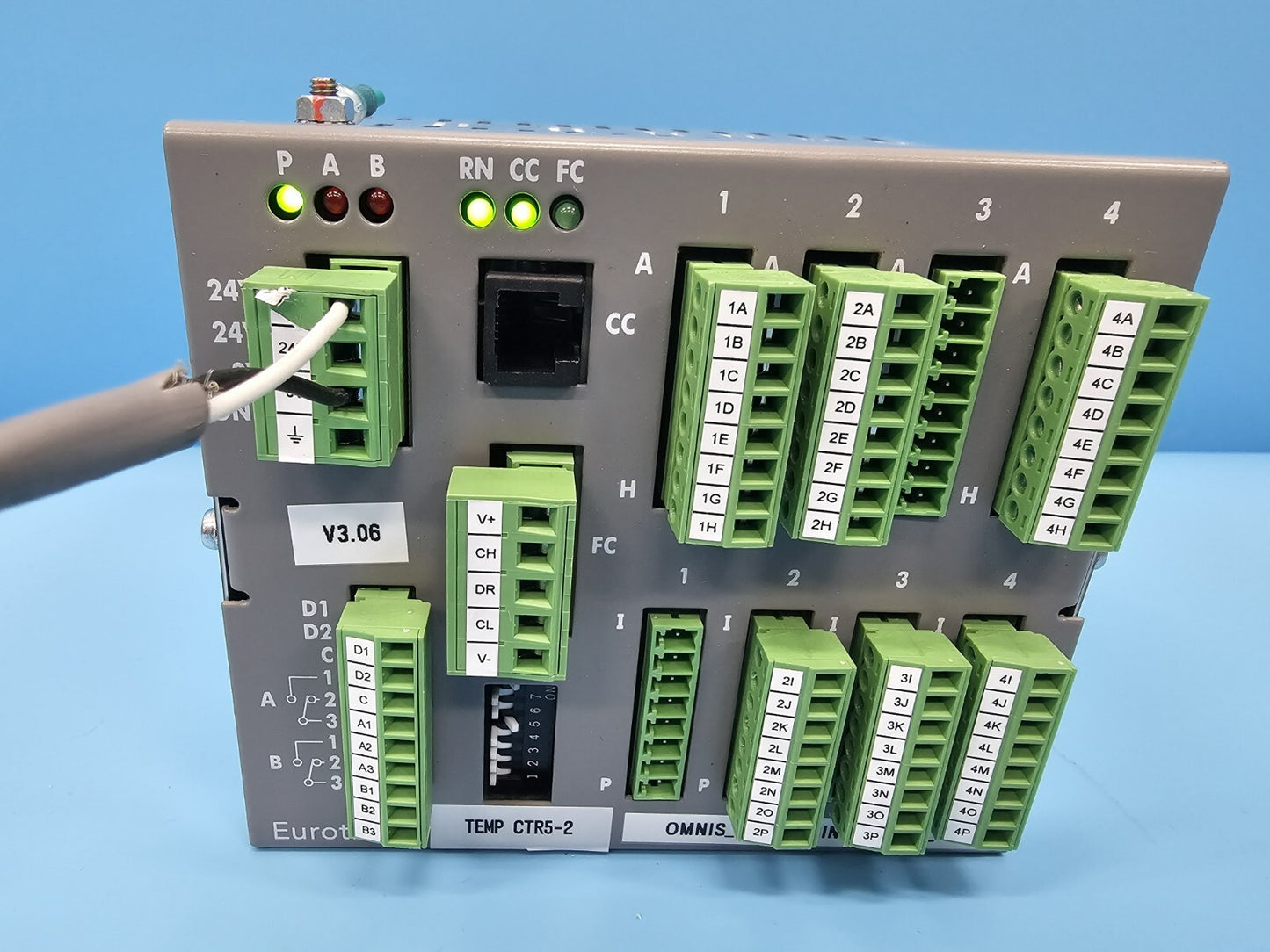 Eurotherm Mini8/8LP MultiLoop Controller DeviceNet