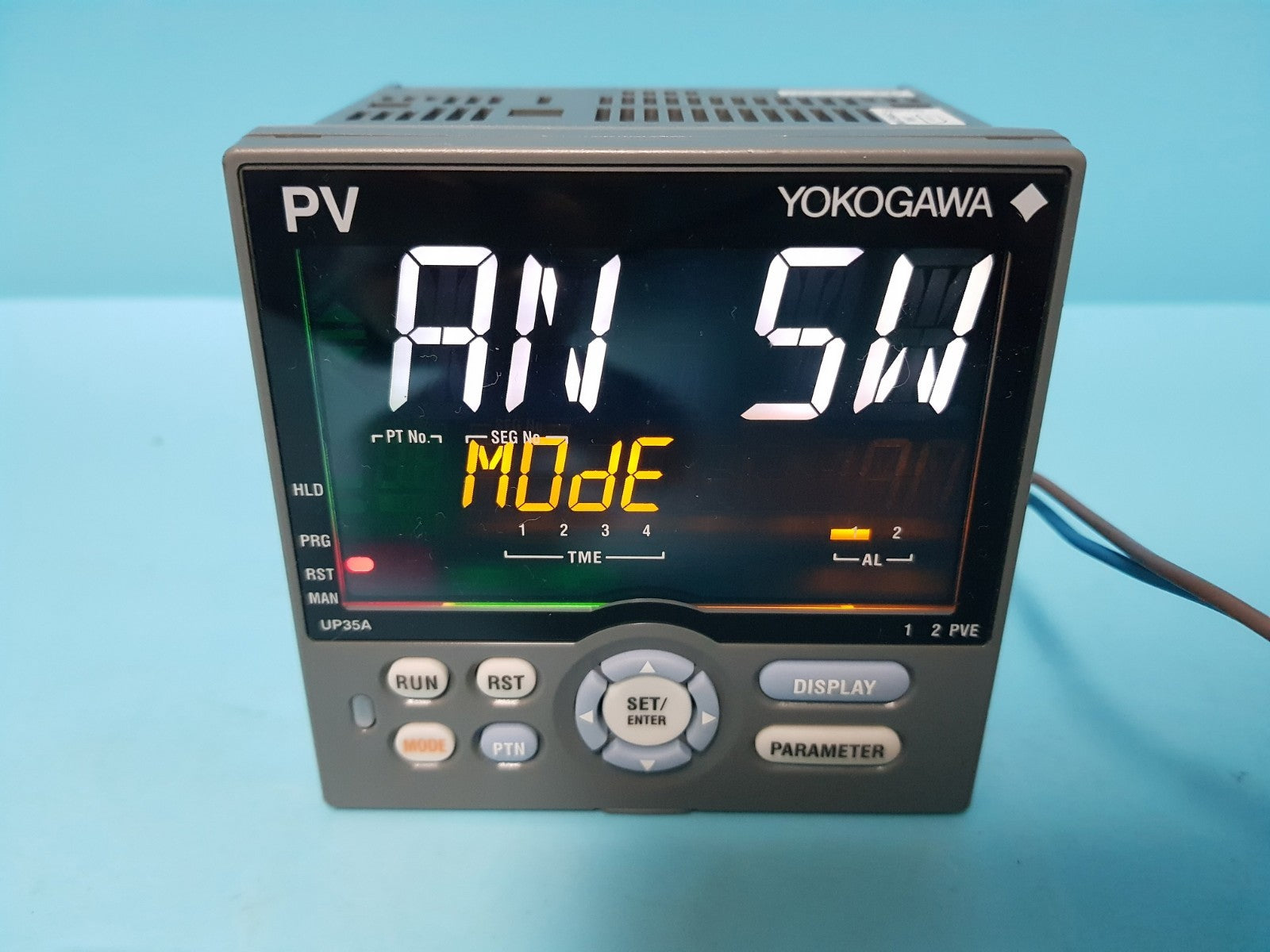 Yokogawa UP35A-001-11-00 Process Controller S8
