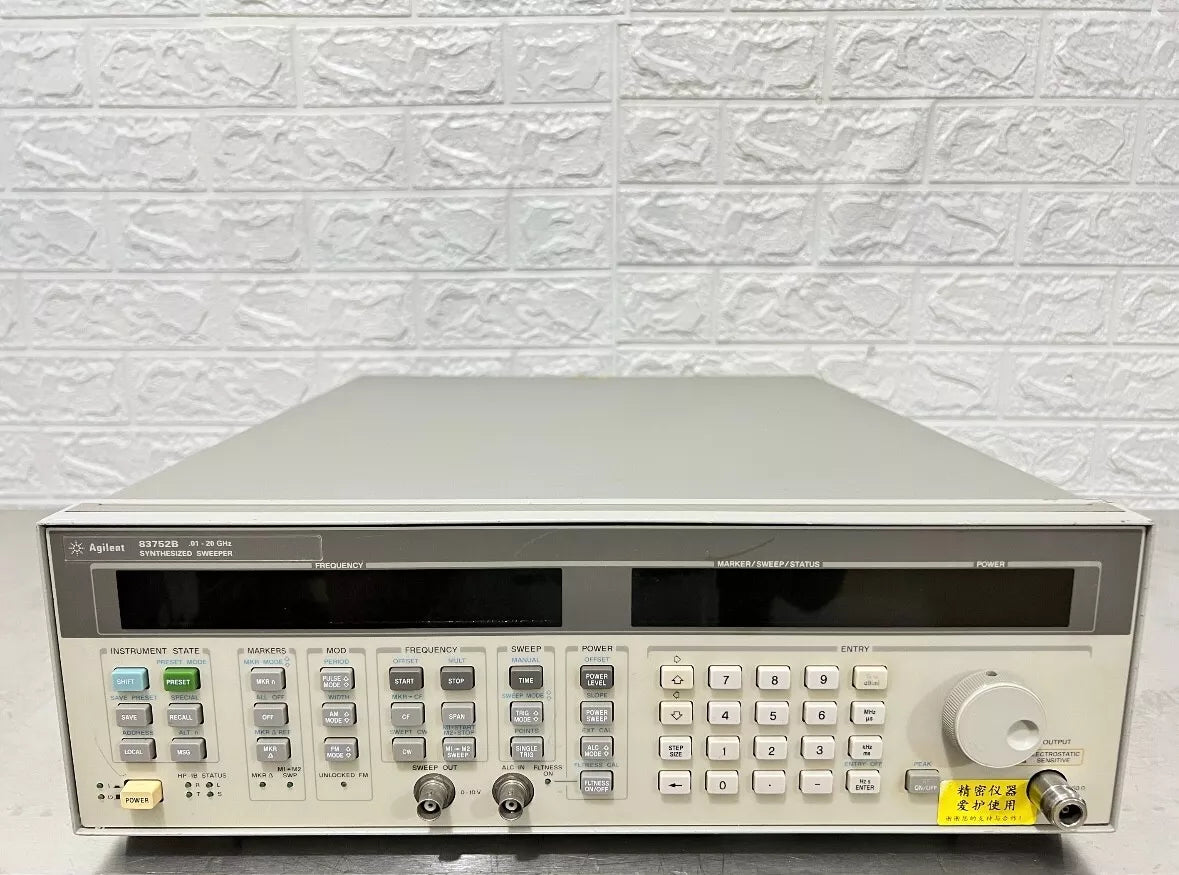 Used Agilent 83752B 1-20GHz Synthesized Sweeper