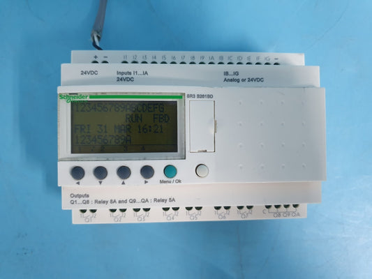 Schneider Electric Zelio SR3 B261BD PLC