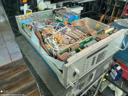 Comstron Corporation FS2000B Frequency Synthesizer