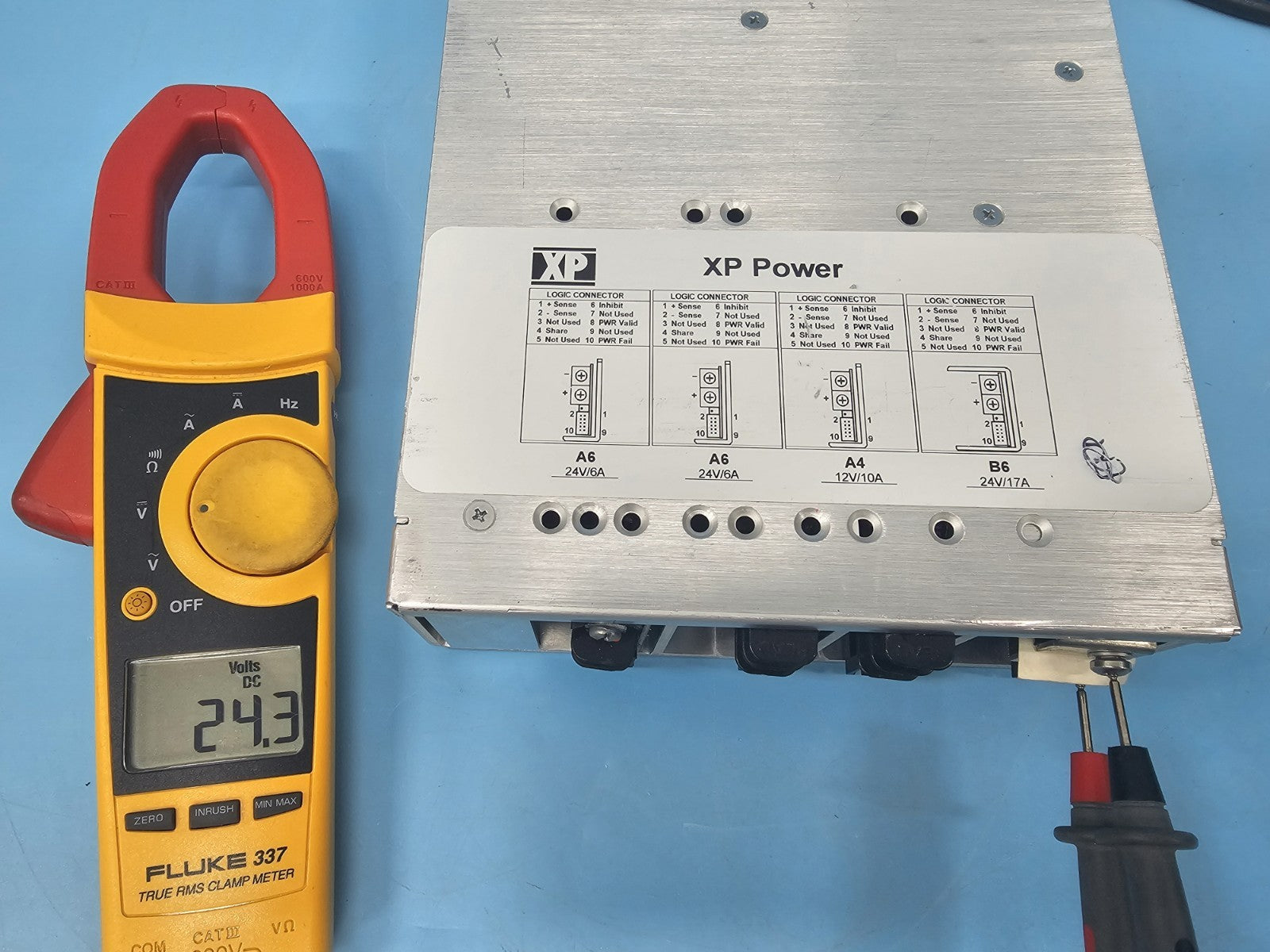 XP Power F8B6A4A6A6 Power Supply