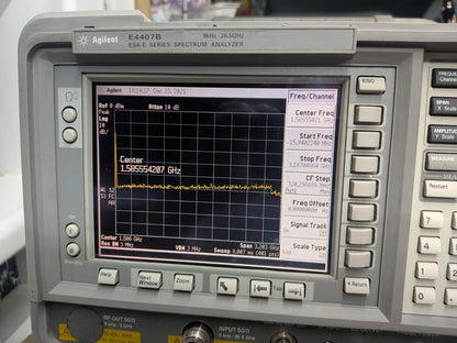 Agilent HP Keysight E4407B Spectrum Analyzer 26.9GHz