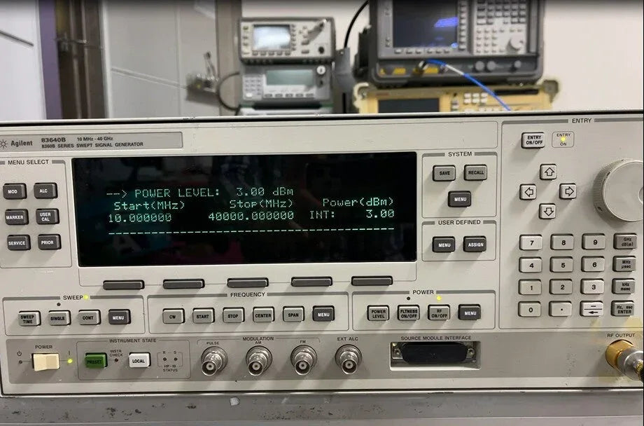 HP Agilent 83640B 40GHz Signal Generator