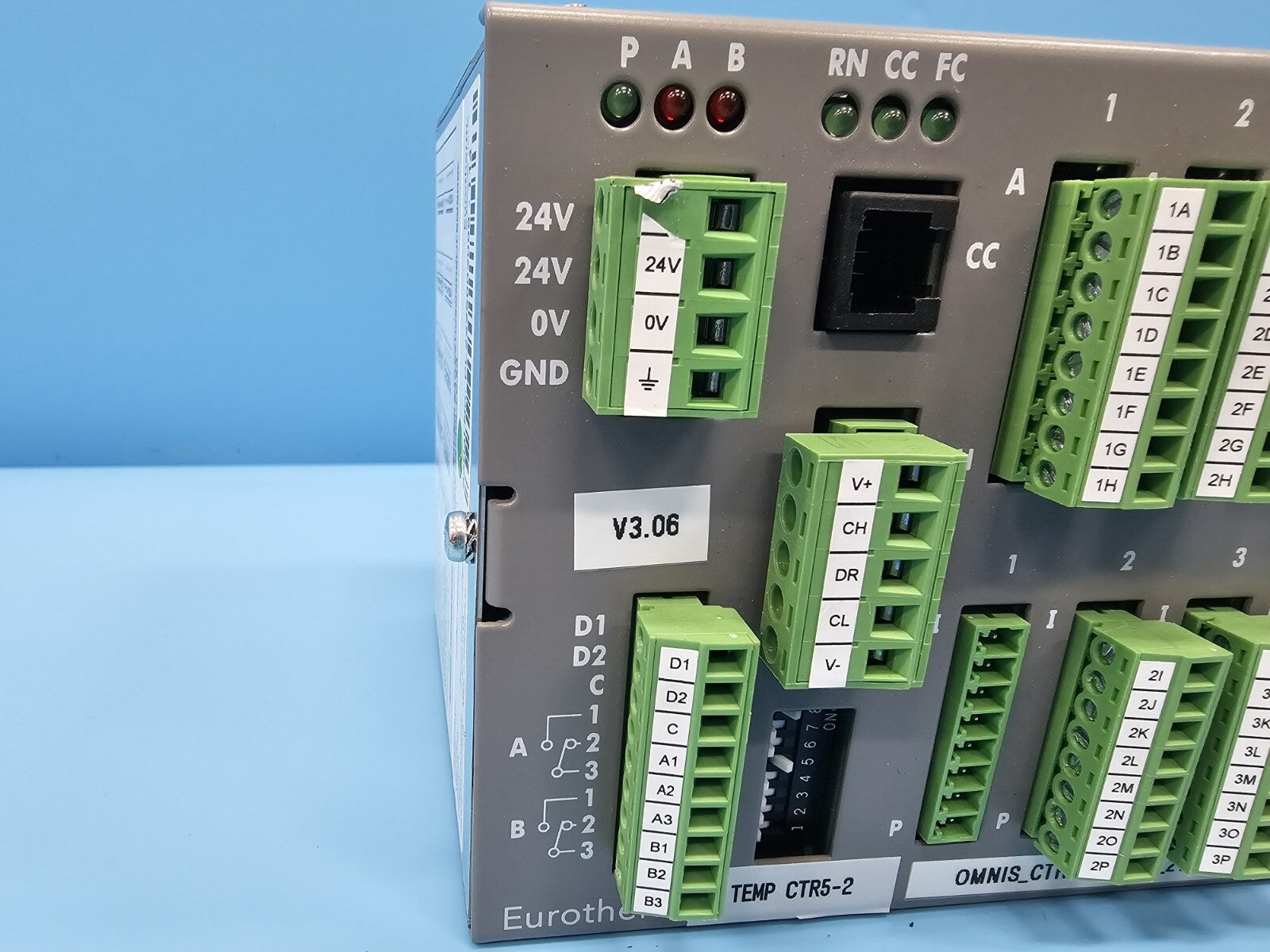 Eurotherm Mini8/8LP MultiLoop Controller DeviceNet