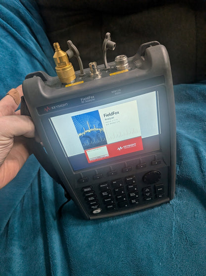 Keysight Agilent Fieldfox N9912A Spectrum Analyzer VNA Meter