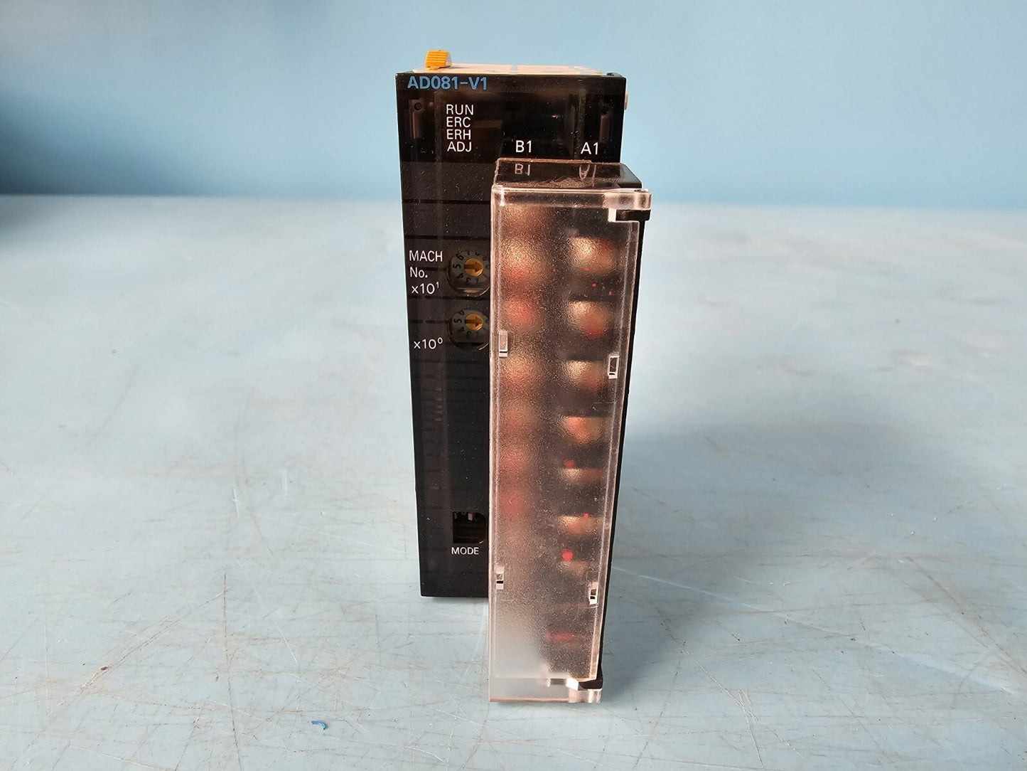 Omron CJ1W-AD081-V1 A/D Converter Unit