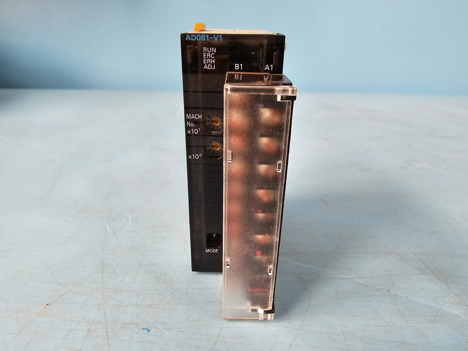 Omron CJ1W-AD081-V1 A/D Converter Unit