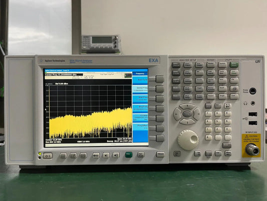 Agilent Keysight EXA N9010A Spectrum Analyzer 9kHz-26.5GHz
