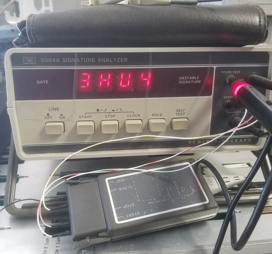 HP 5004A Signature Analyzer with Accessories