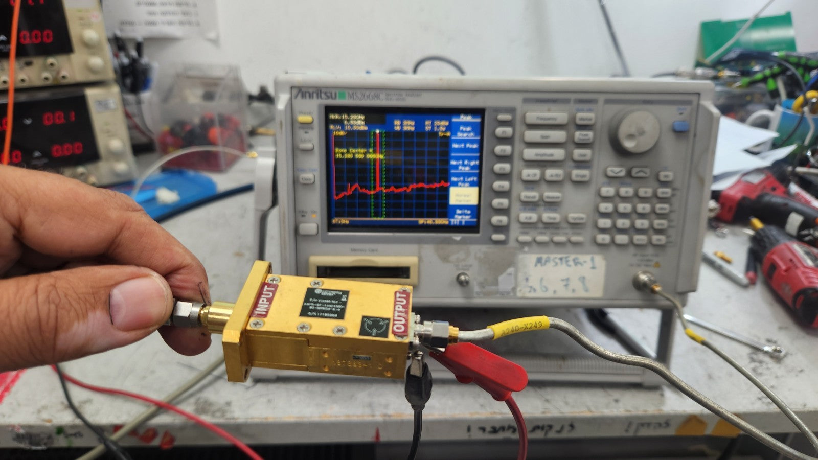 MITEQ Waveguide Amplifier 7-18GHz AMFW-6F