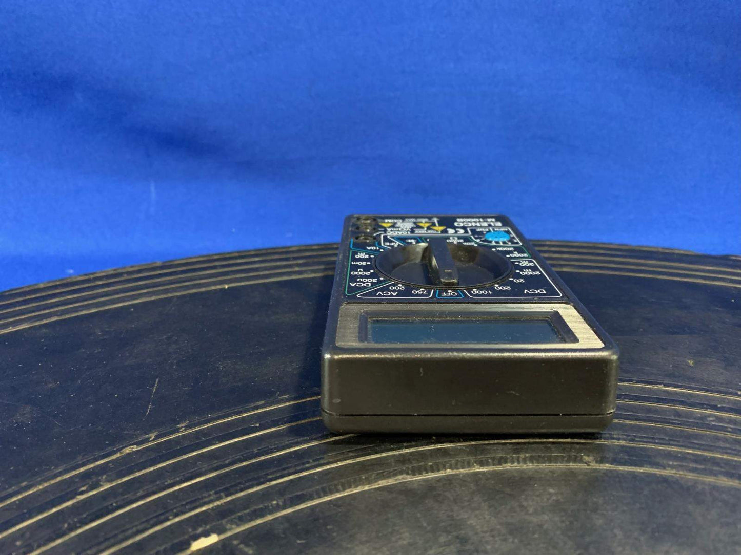Elenco M-1000B Compact Digital Multimeter