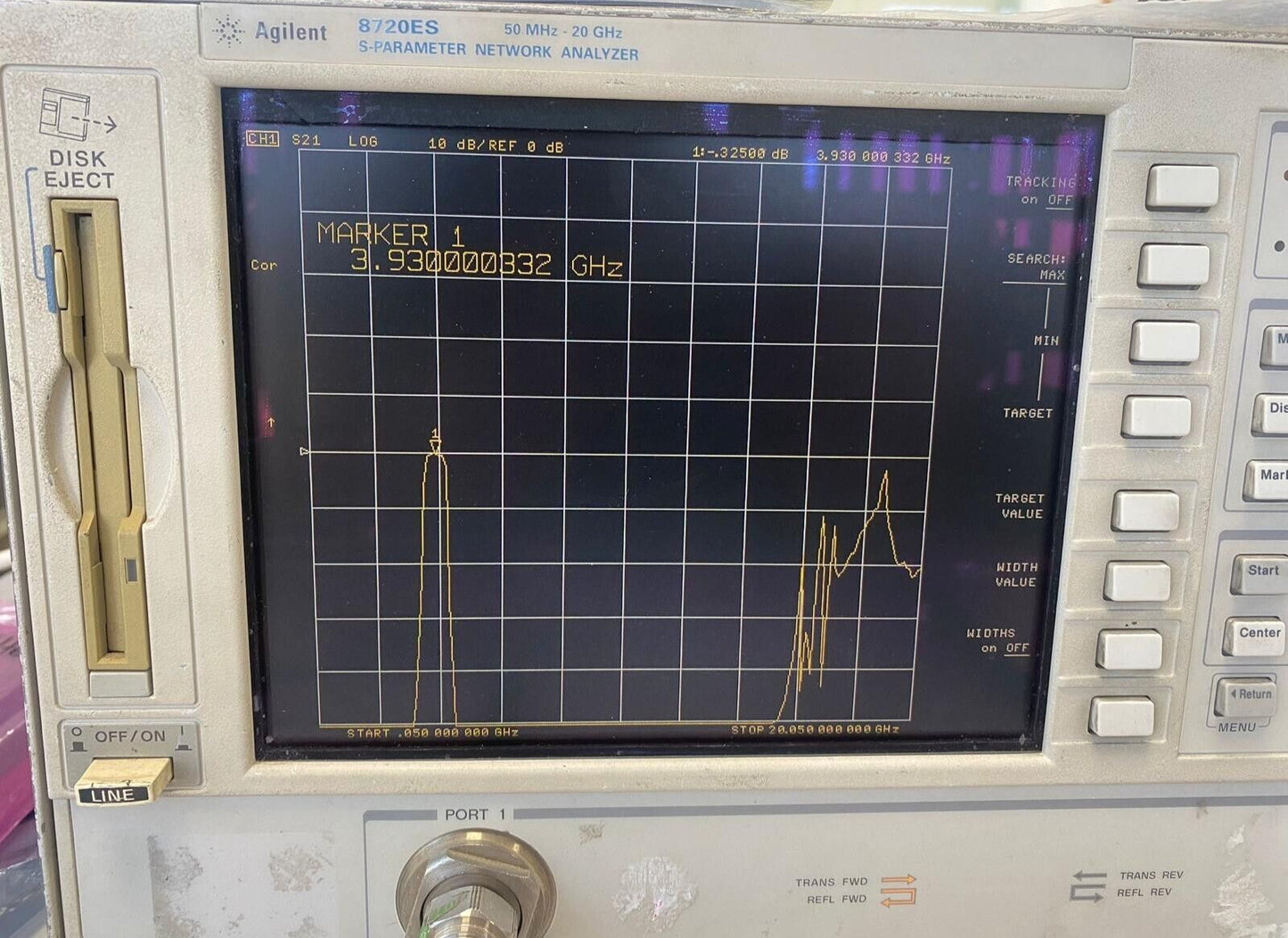 Band Pass Filter 3.9 GHz 650 MHz 7C11-3910-650