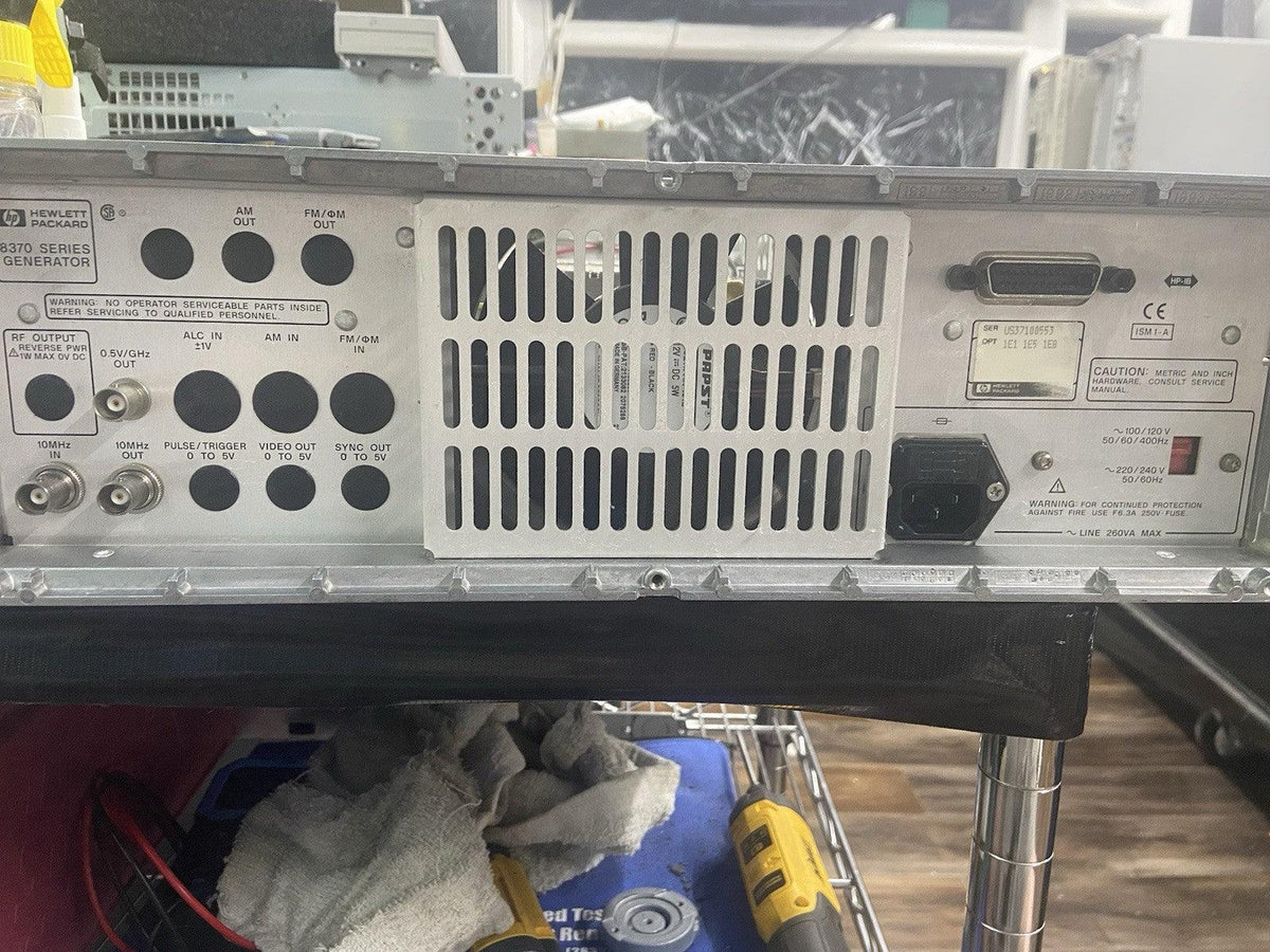 Agilent HP 83712B 0.01-20GHz Signal Generator