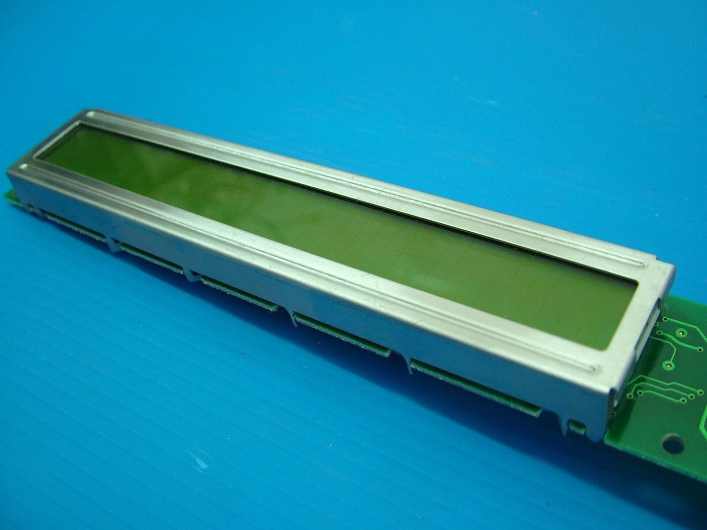 Agilent 8647B 8647C LCD Display P0266