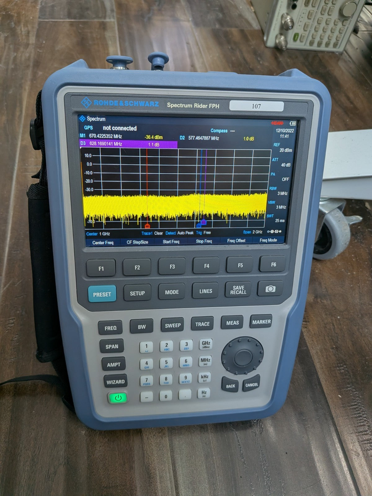 Rohde & Schwarz Handheld Spectrum Analyzer FPH Touchscreen
